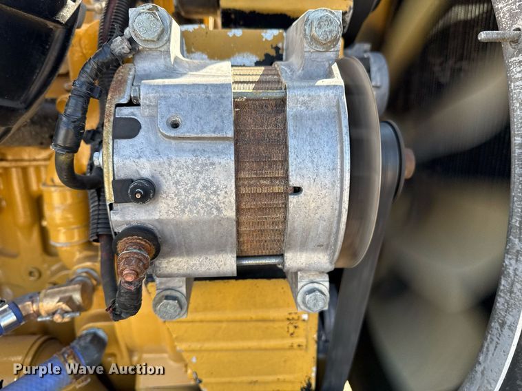 image for item EG5673 2007 Peterbilt 379 semi truck