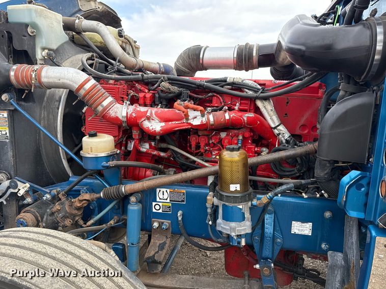 image for item EG5676 2011 Peterbilt 389 semi truck