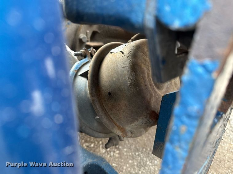 image for item EG5676 2011 Peterbilt 389 semi truck