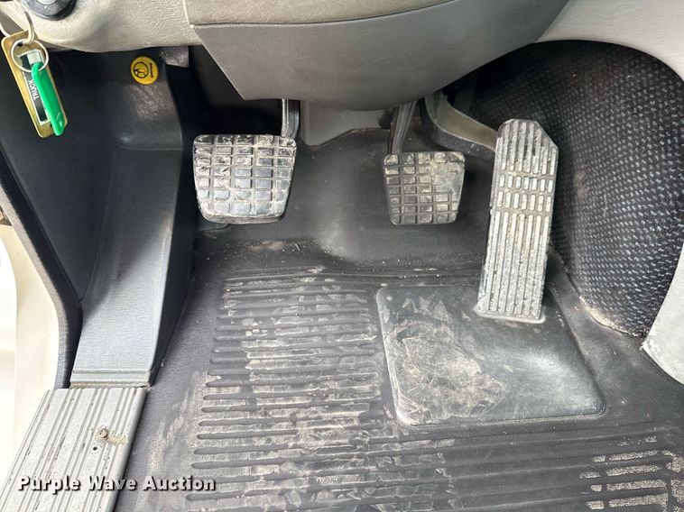 image for item EG5677 2002 Freightliner Century Class semi truck