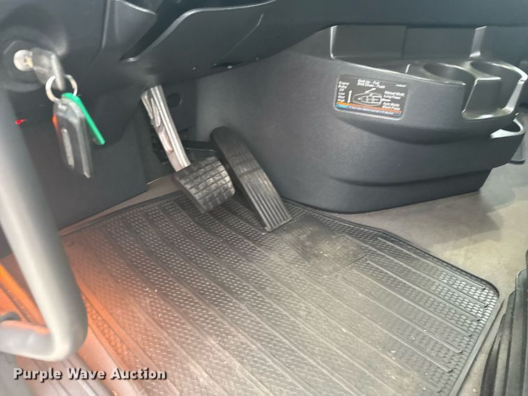 image for item EG6281 2020 Freightliner Cascadia 126 semi truck