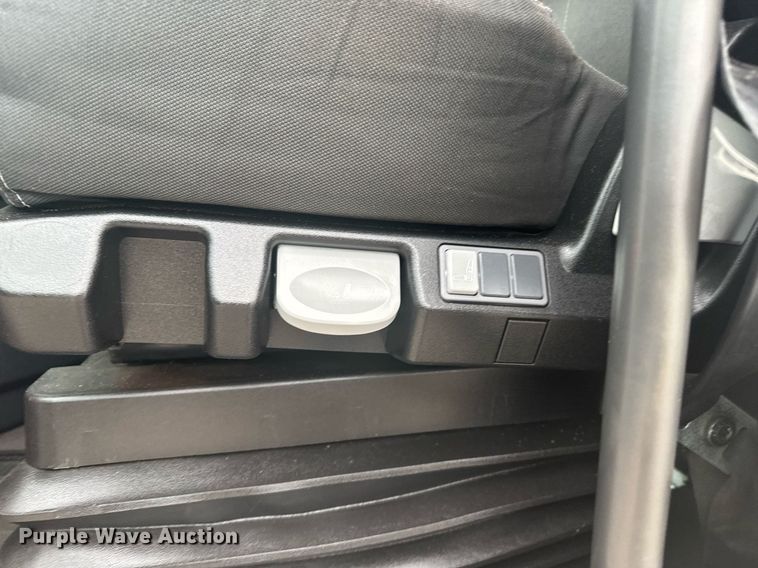 image for item EG6281 2020 Freightliner Cascadia 126 semi truck