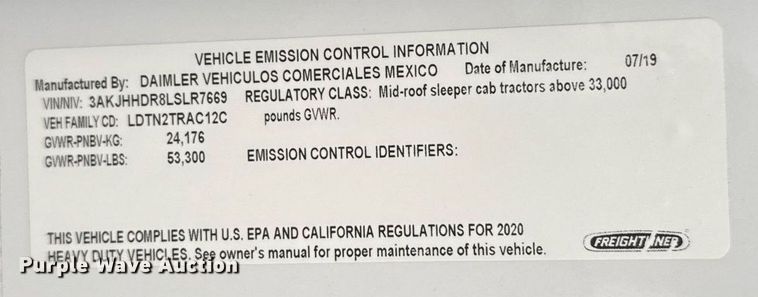 image for item EG6281 2020 Freightliner Cascadia 126 semi truck