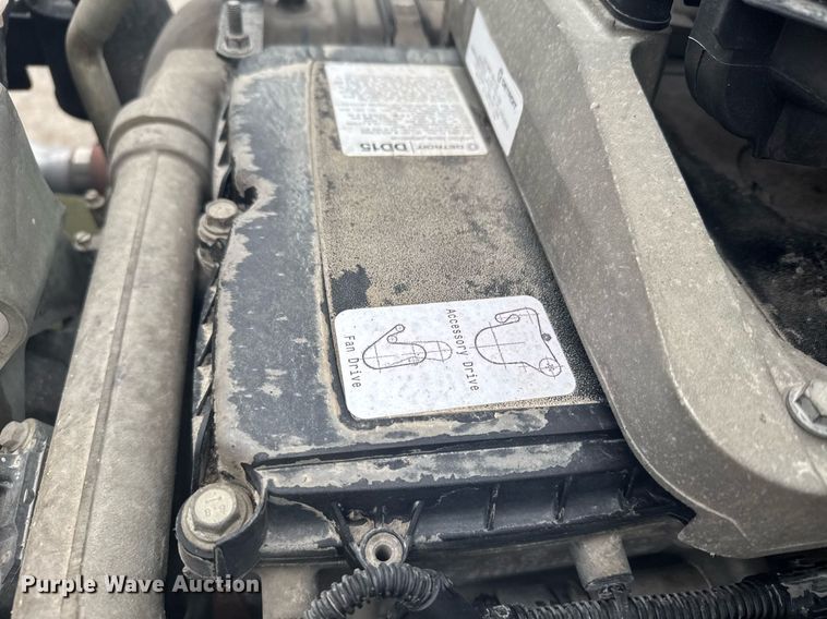 image for item EG6282 2020 Freightliner Cascadia 126 semi truck