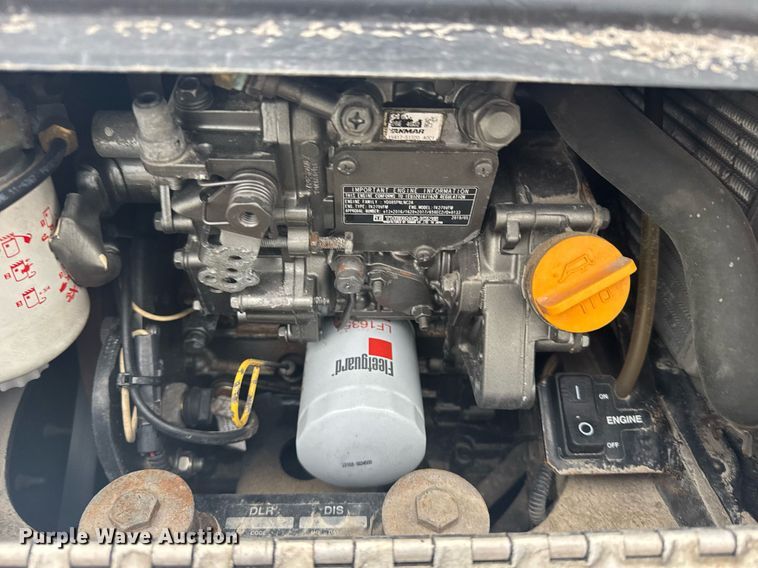 image for item EG6282 2020 Freightliner Cascadia 126 semi truck