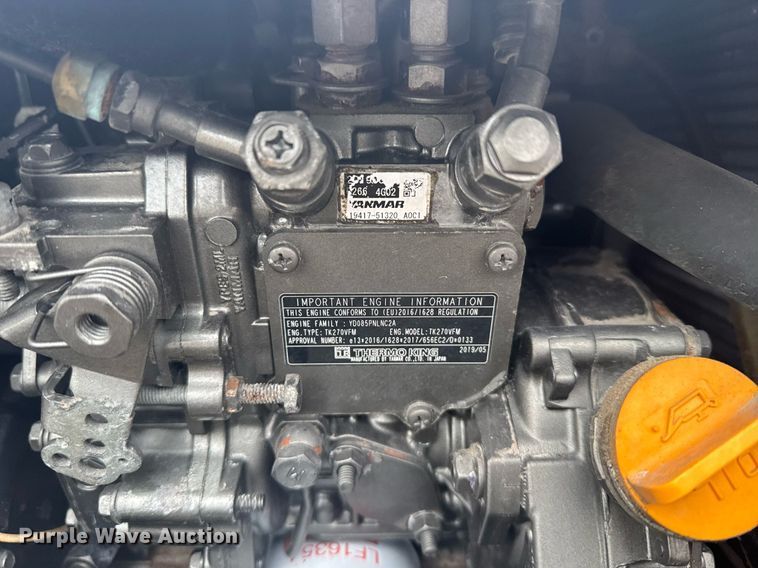 image for item EG6282 2020 Freightliner Cascadia 126 semi truck