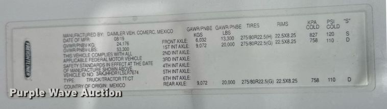 image for item EG6282 2020 Freightliner Cascadia 126 semi truck