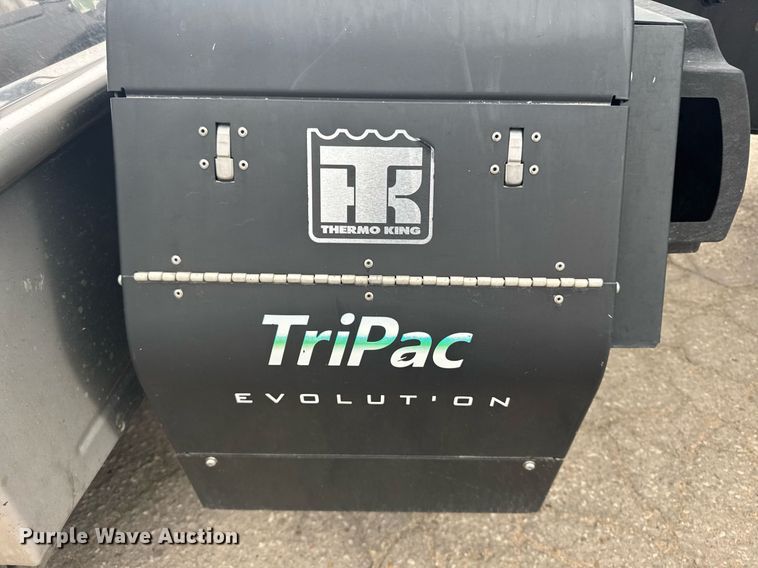 image for item EG6283 2019 Volvo VN semi truck