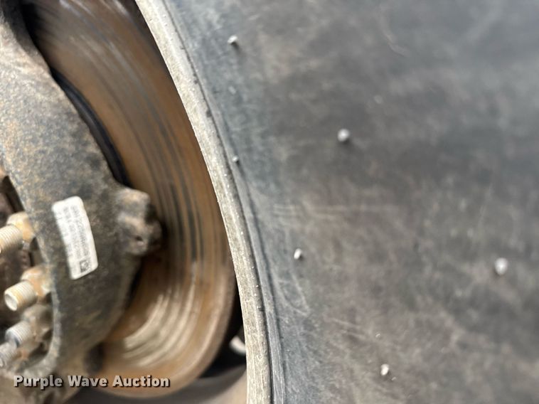 image for item EG6283 2019 Volvo VN semi truck