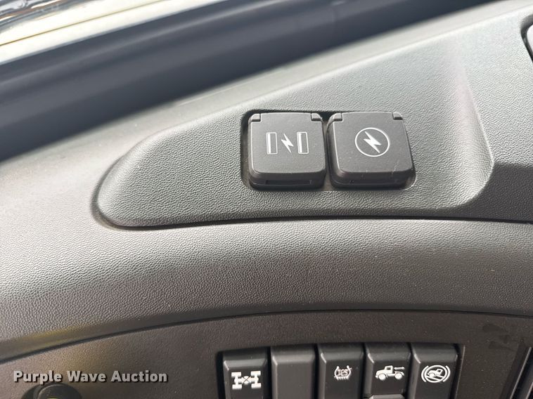 image for item EG6283 2019 Volvo VN semi truck