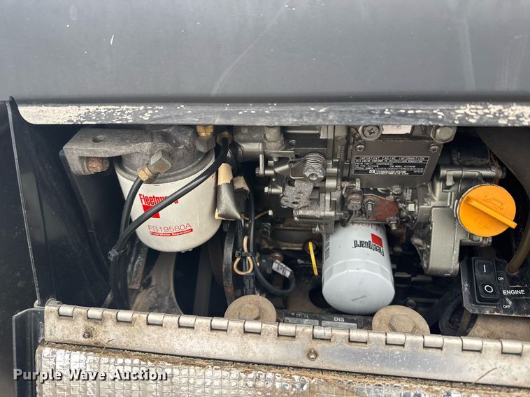 image for item EG6283 2019 Volvo VN semi truck