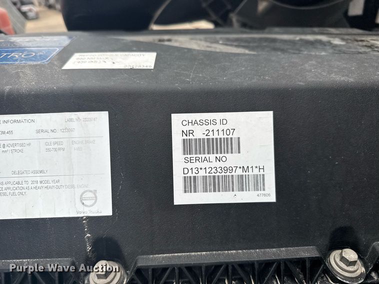 image for item EG6283 2019 Volvo VN semi truck