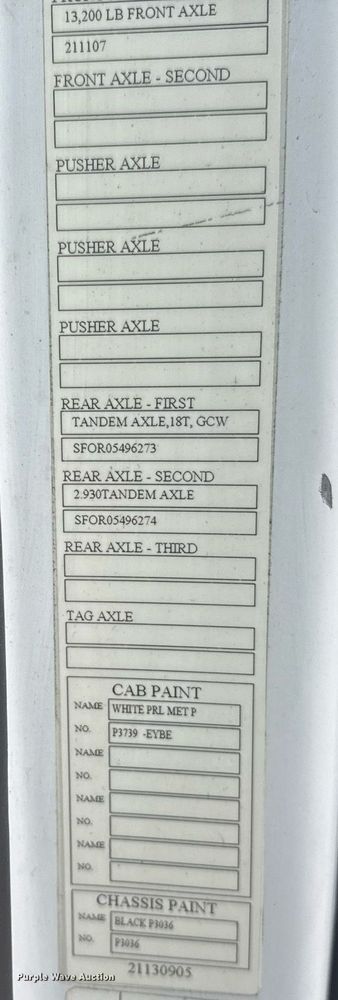 image for item EG6283 2019 Volvo VN semi truck