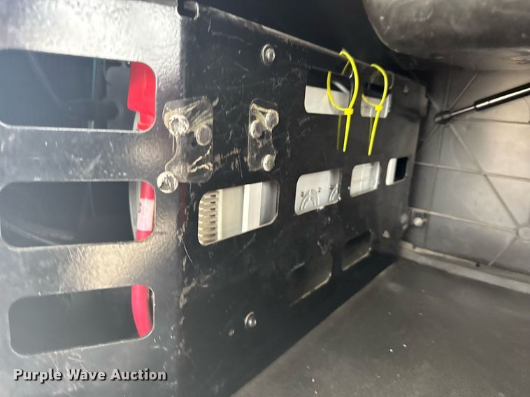 image for item EG6284 2021 Volvo VN semi truck