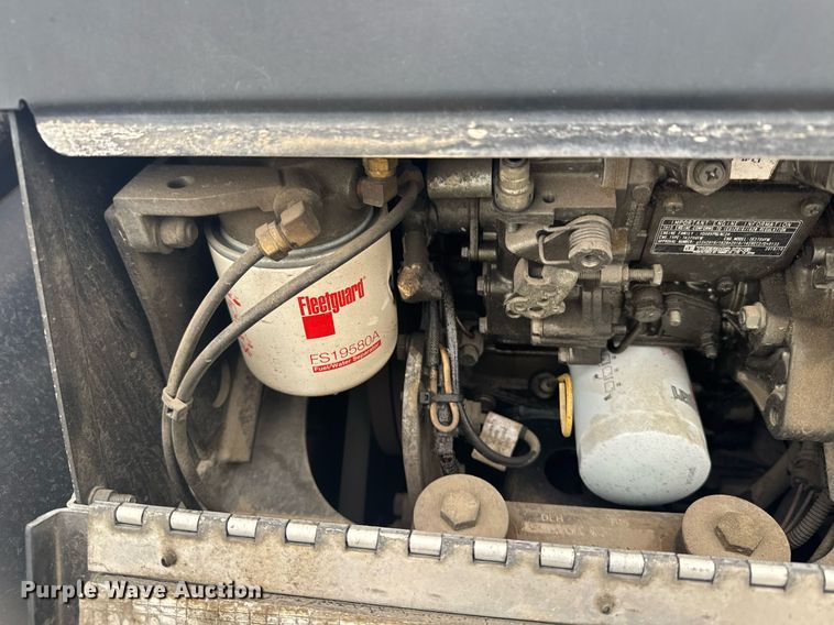 image for item EG6284 2021 Volvo VN semi truck