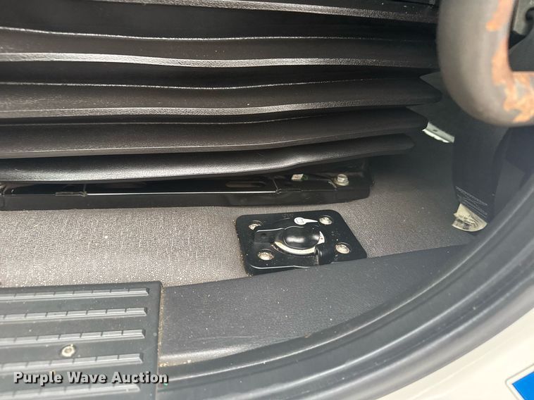 image for item EG6285 2020 Freightliner Cascadia 126 semi truck