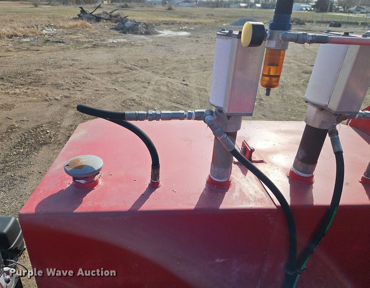 image for item EI8881 2002 International 4300 fuel / lube truck