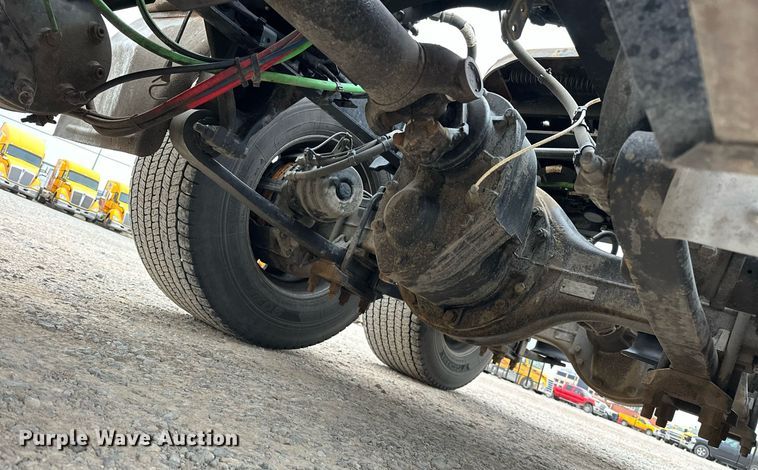 image for item EJ8480 2021 Freightliner Cascadia 126 semi truck