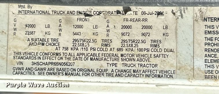 image for item EK0460 2005 International 9900i truck cab and chassis