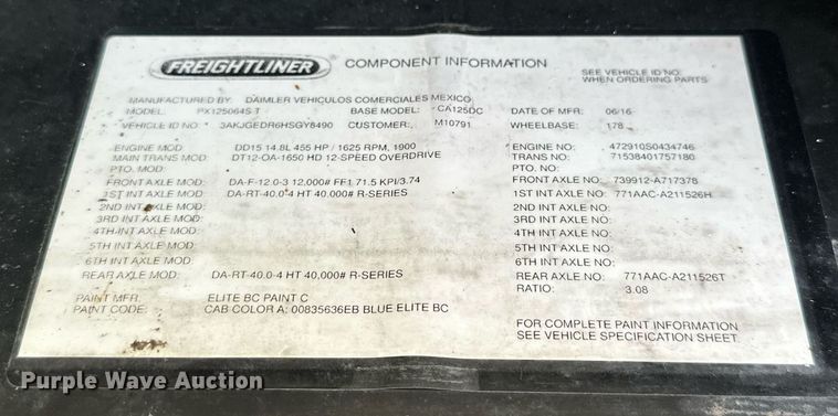 image for item EK0519 2017 Freightliner Cascadia semi truck