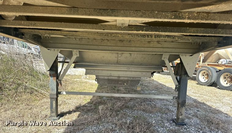 image for item EK0521 2019 Timpte grain trailer