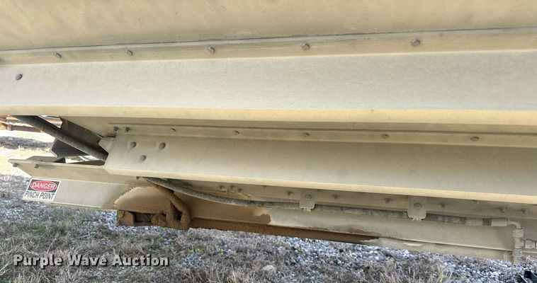 image for item EK0521 2019 Timpte grain trailer