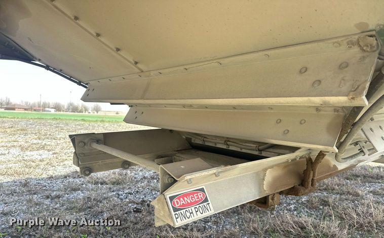 image for item EK0521 2019 Timpte grain trailer