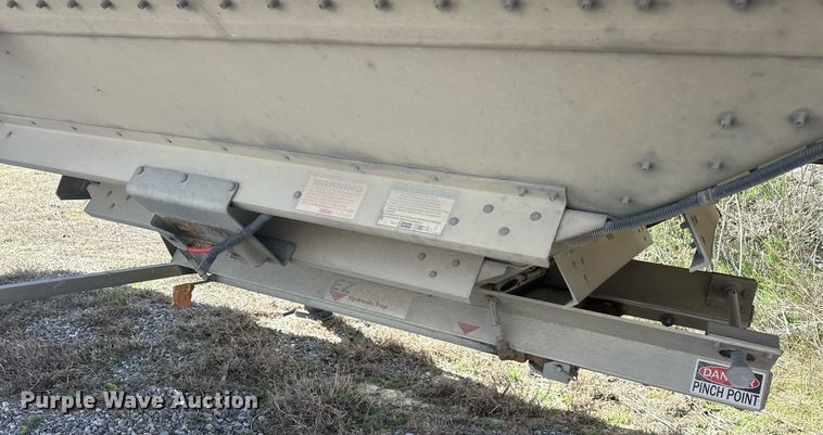 image for item EK0521 2019 Timpte grain trailer