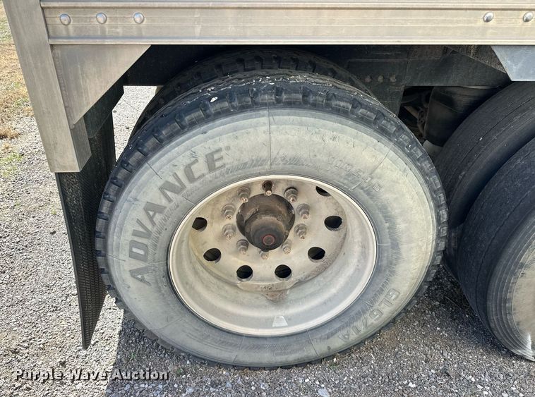 image for item EK0522 2018 Timpte Super Hopper grain trailer