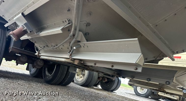 image for item EK0523 2016 Timpte grain trailer