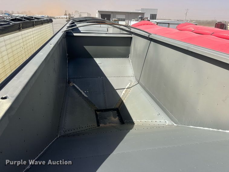 image for item EK0523 2016 Timpte grain trailer