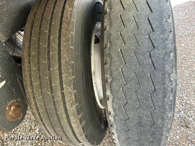 image for item EK0523 2016 Timpte grain trailer