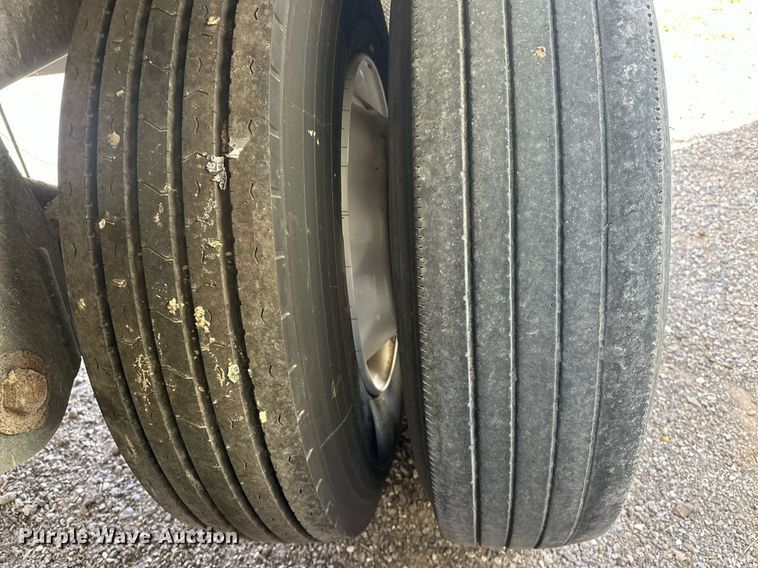 image for item EK0523 2016 Timpte grain trailer