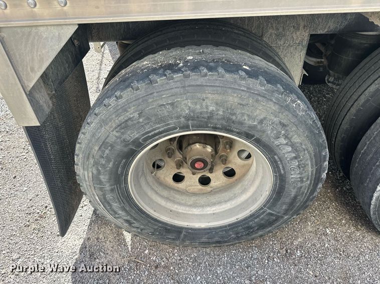 image for item EK0523 2016 Timpte grain trailer