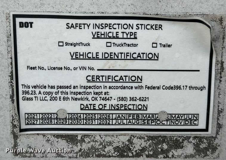 image for item EK0524 1976 Butler pneumatic dry bulk trailer