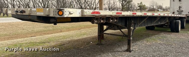 image for item EK0525 2014 Utility Trailers FS2CHA flatbed trailer