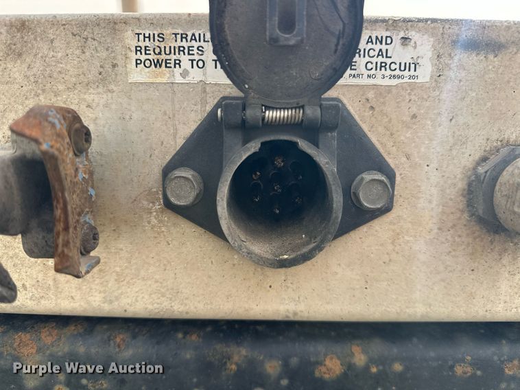 image for item EK0525 2014 Utility Trailers FS2CHA flatbed trailer