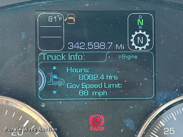 image for item EK0566 2022 Kenworth T680 semi truck