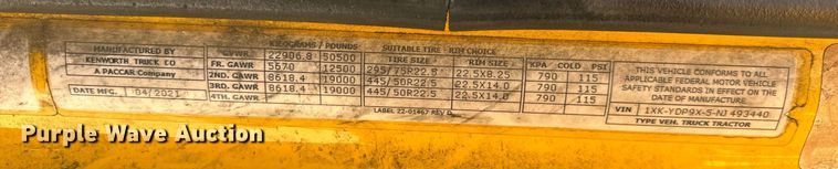 image for item EK0566 2022 Kenworth T680 semi truck