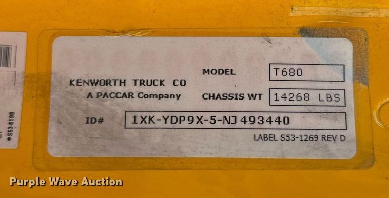 image for item EK0566 2022 Kenworth T680 semi truck