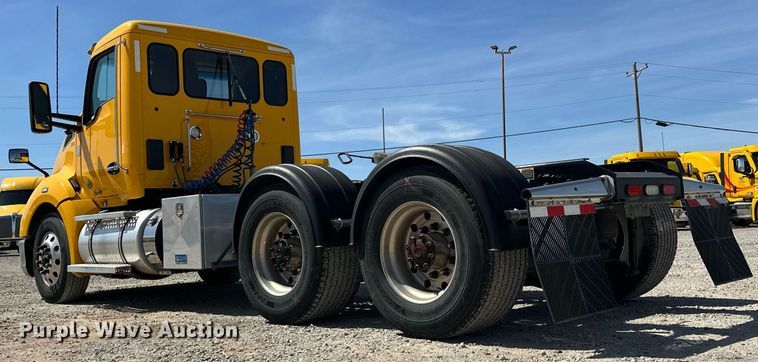 image for item EK0567 2022 Kenworth T680 semi truck