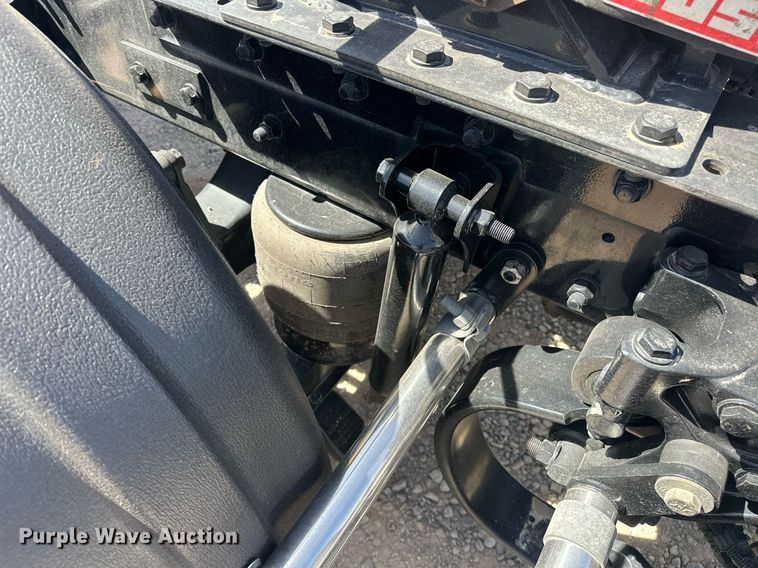 image for item EK0567 2022 Kenworth T680 semi truck