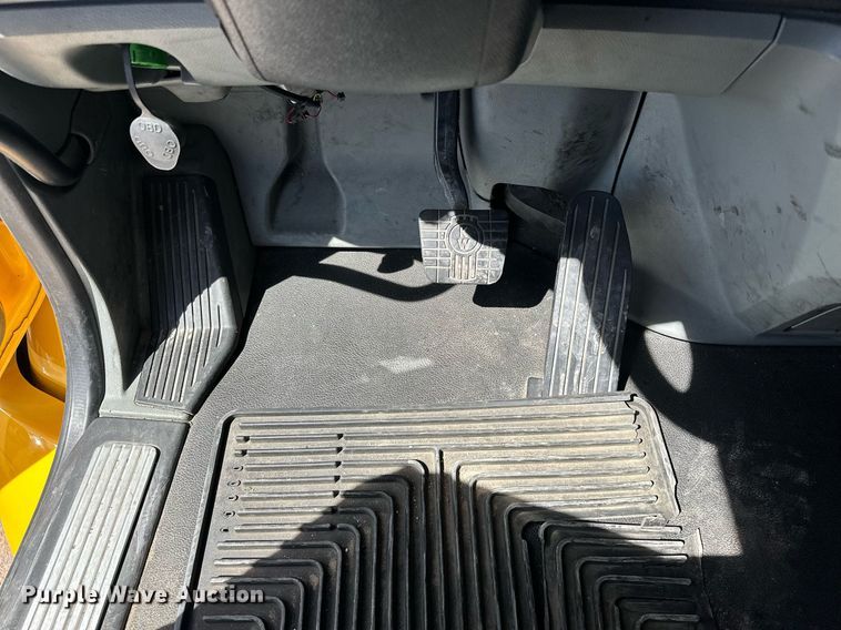 image for item EK0567 2022 Kenworth T680 semi truck