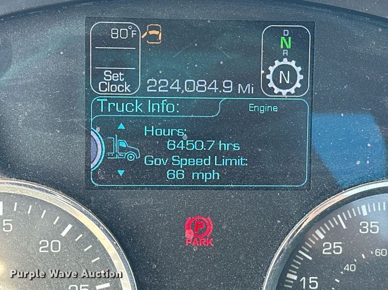 image for item EK0567 2022 Kenworth T680 semi truck