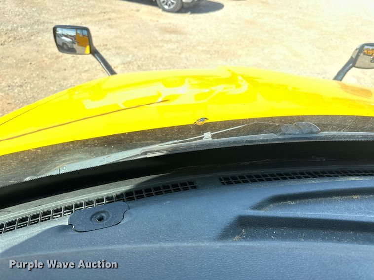 image for item EK0567 2022 Kenworth T680 semi truck