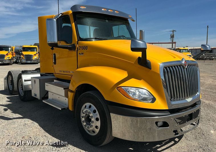 image for item EK0568 2021 International LT625 6X4 semi truck