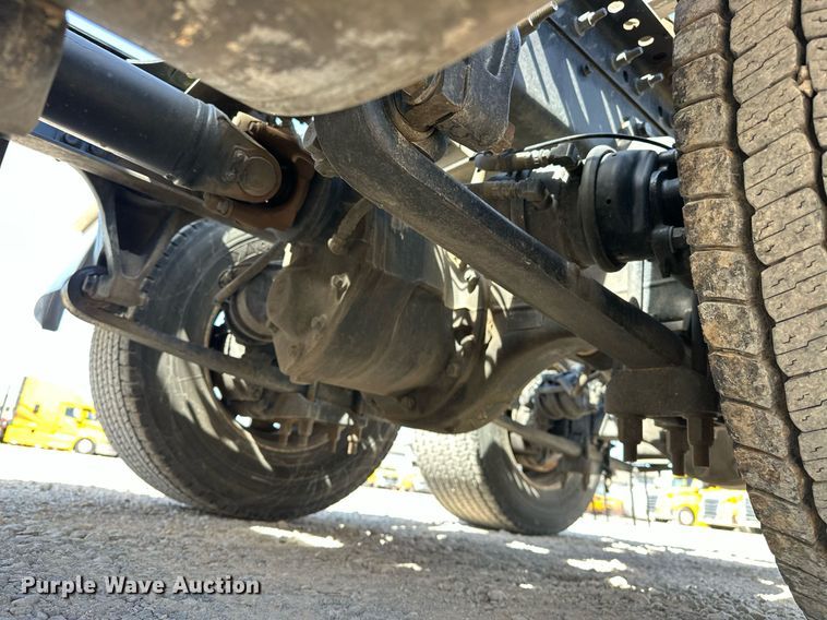 image for item EK0568 2021 International LT625 6X4 semi truck