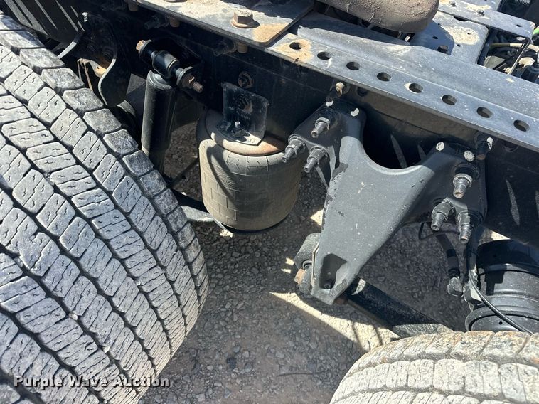 image for item EK0568 2021 International LT625 6X4 semi truck