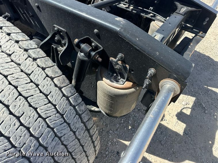 image for item EK0568 2021 International LT625 6X4 semi truck