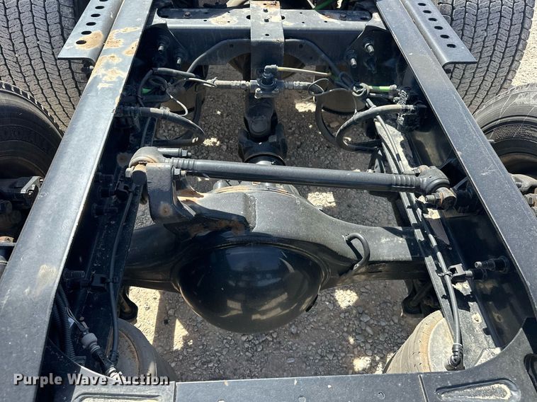 image for item EK0568 2021 International LT625 6X4 semi truck